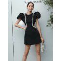 A niche dress can usually be worn as a light luxury fairy style puffy skirt, black dress