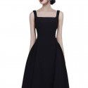 Hepburn style minimalist suspender dress, French daily wear, waist closing and slimming dress