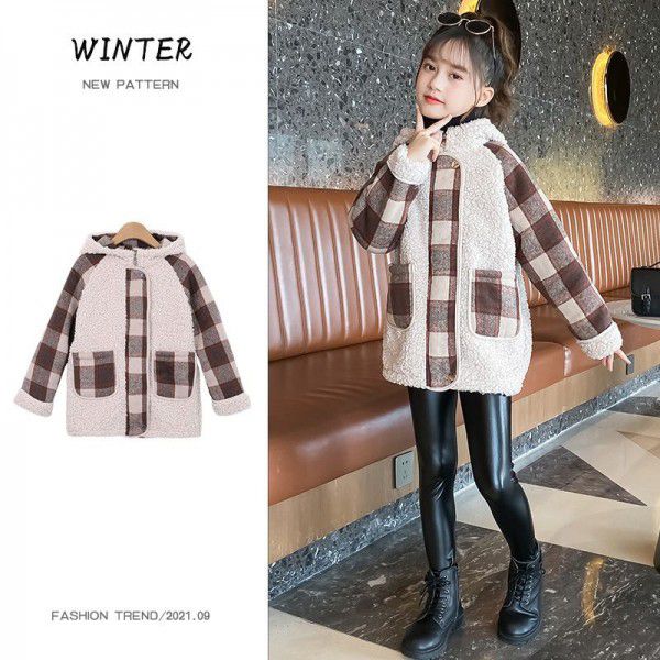 Korean version of children's clothing autumn and winter new children's casual coat in the big boy foreign style top girl's wool sweater is fashionable