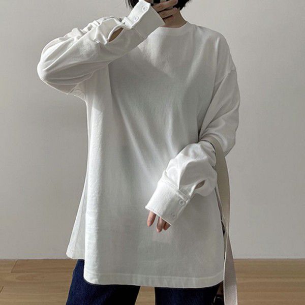 Solid color round neck white long sleeved women's T-shirt, spring new Korean loose cotton bottom top