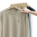 Round neck solid color sweater slim fit base shirt long sleeved youth embroidery casual knit sweater winter style